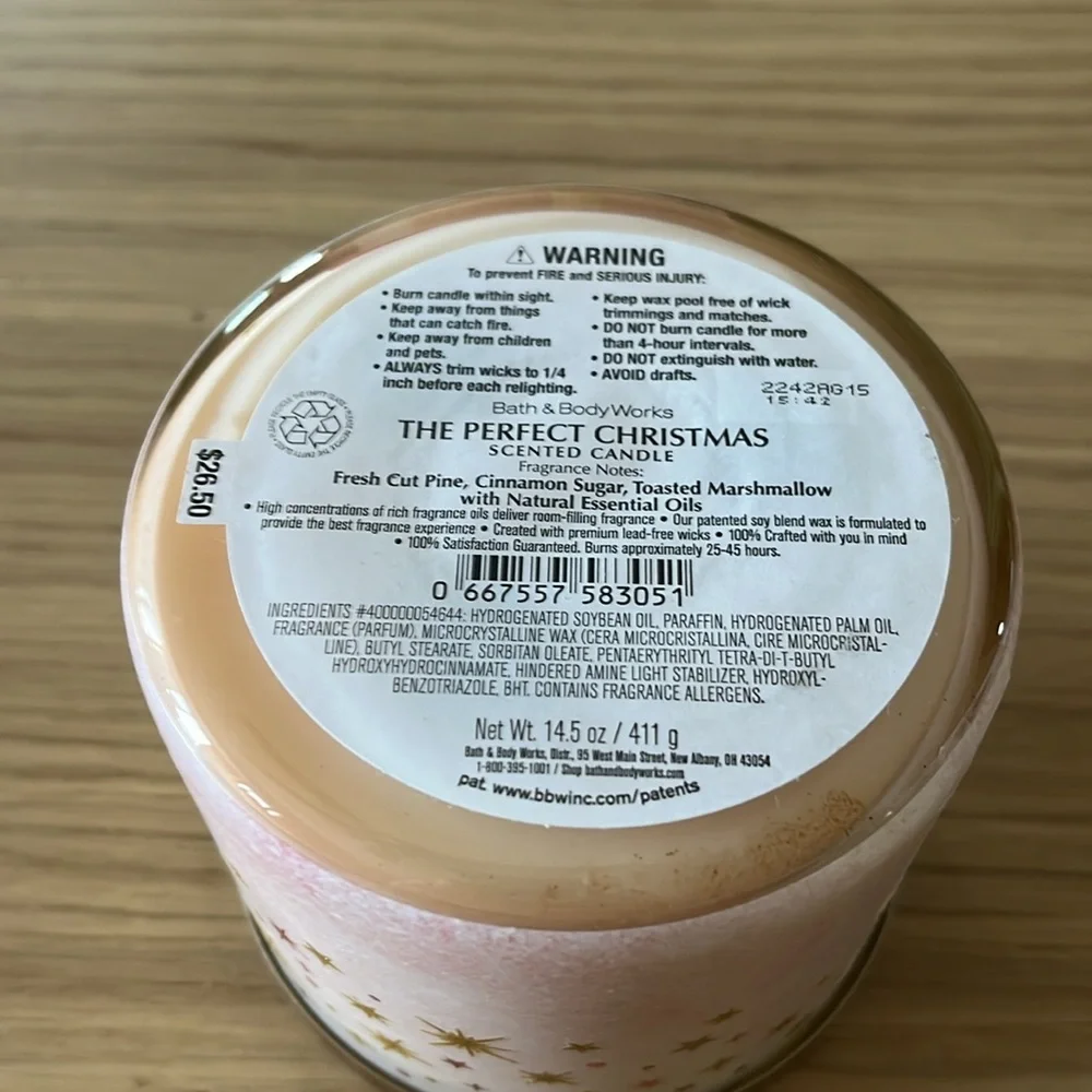 Bath & Body Works 3 Wick Candle. The Perfect Christmas.